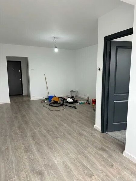 Titan Minis Garsoniera Renovata OFERTA Unica